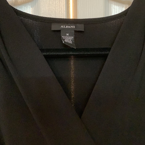 Alfani black knit cap sleeves, v neck, fit & flare pleated skirt empire waist, M - Picture 6 of 10